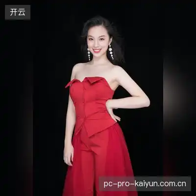 董伟